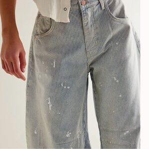 Striped Distressed Wide-Leg Jeans